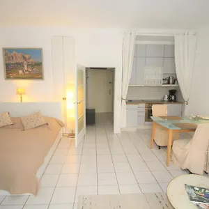  Apartment Inner City By Interhome