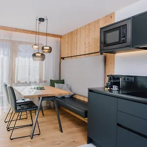 Apartment Alpinlounge Rätia