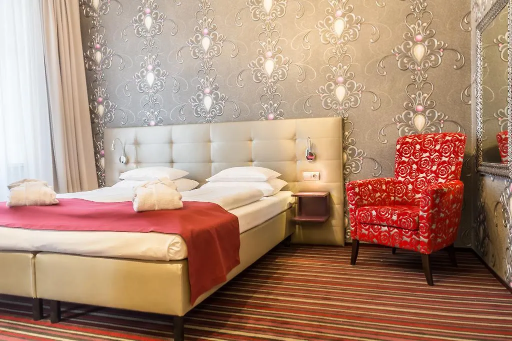 ***  Hotel Fuerst Metternich Vienna Austria