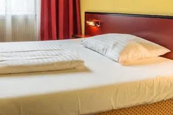 Hotel Fuerst Metternich Vienna 3*,