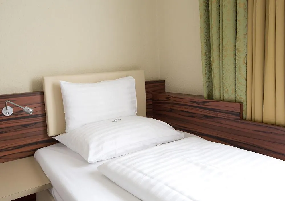 Hotel Fuerst Metternich Вена
