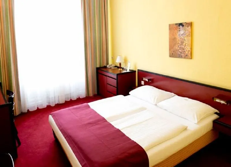 Hotel Fuerst Metternich Вена
