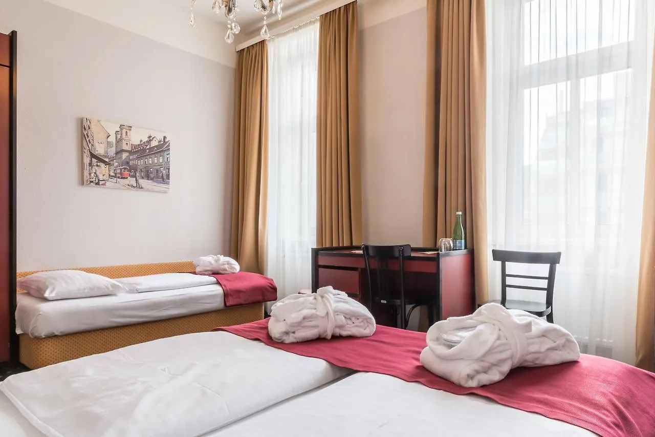 ***  Hotel Fuerst Metternich Вена Австрия